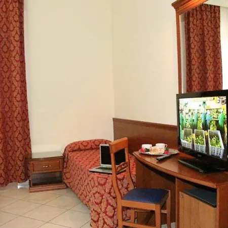 Hotel Mirage-2